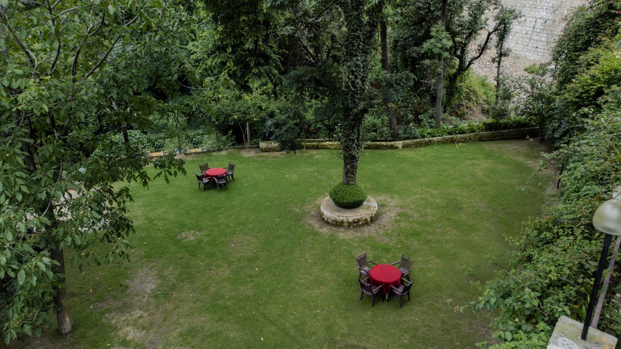  Hotel for sale in Solan Kandaghat H.P. slider image